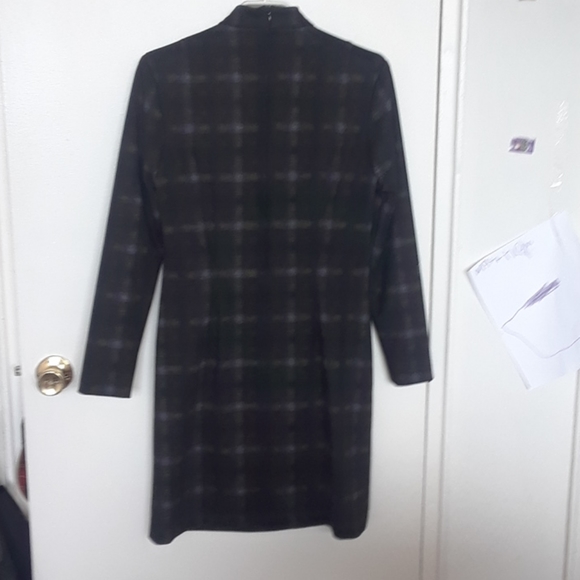 womens long sleeved dress - Picture 3 of 4